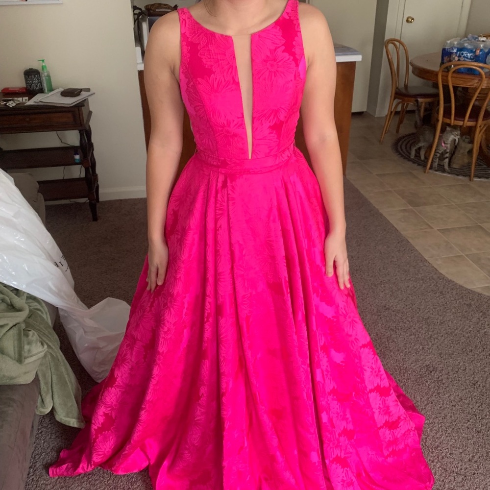 Sherri Hill